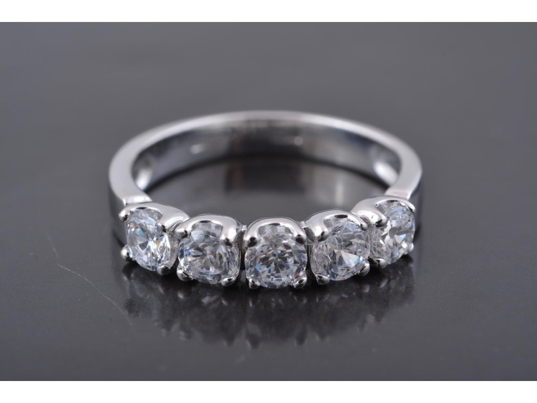 Жіноча каблучка - Багира