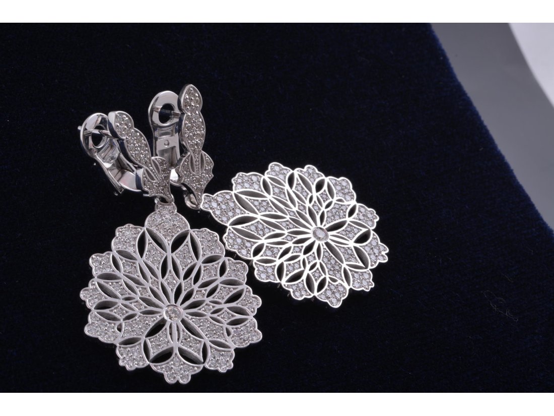 Сережки у стилі &quot;Гайдамаки&quot;, біле золото з діамантами - Багира