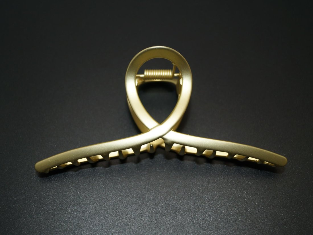 Краби для волосся металеві.