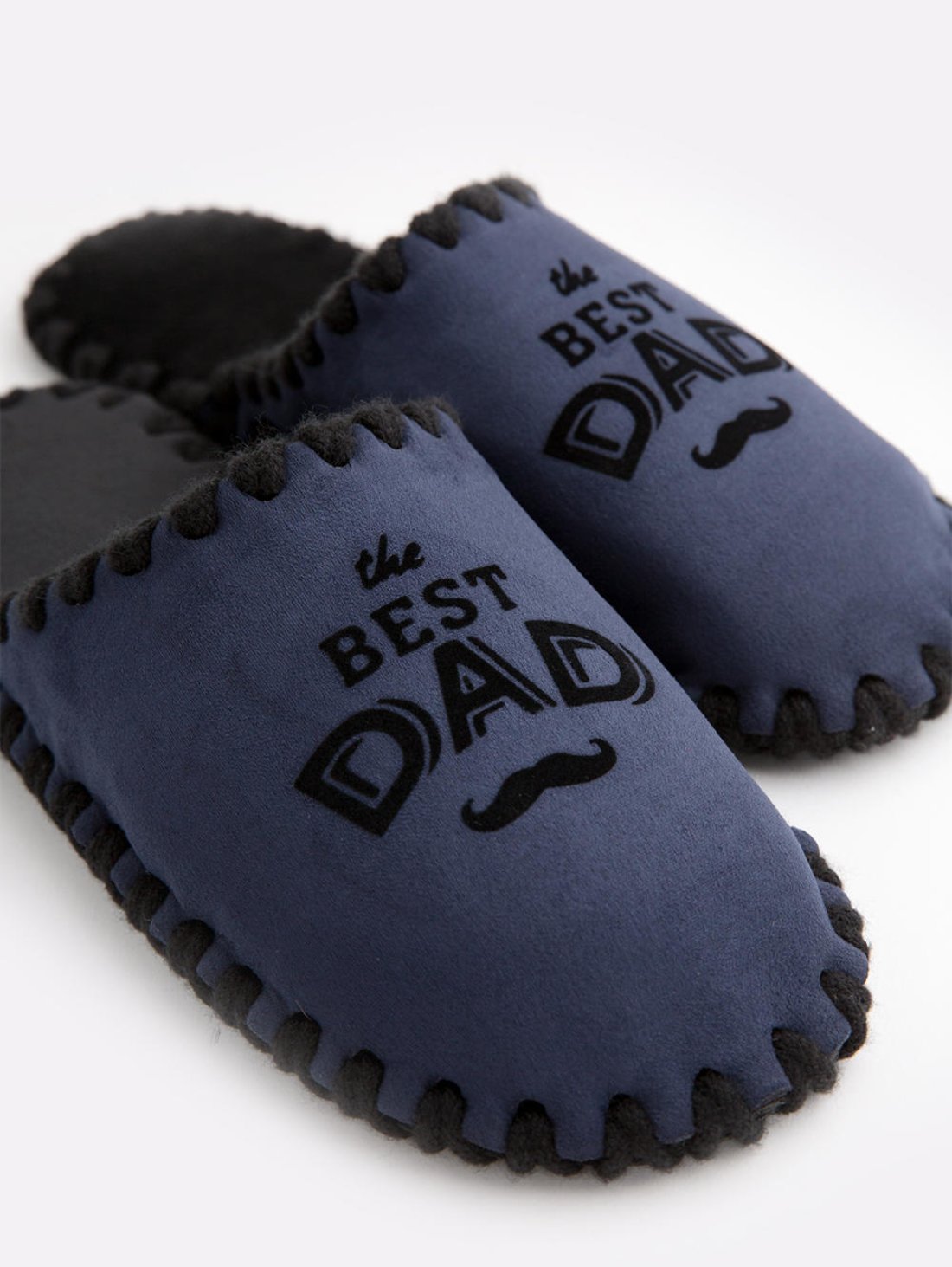 Закрытые мужские тапочки для дома с надписью Best Dad синего цвета. Family Story Фото -3
