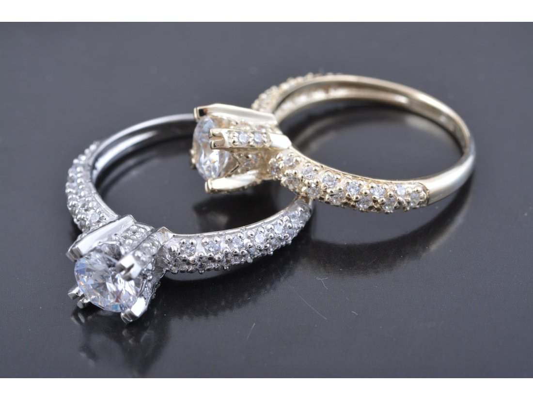 Каблучка жіноча