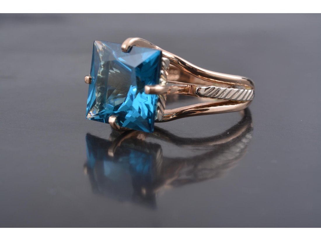 Гарнітур із квадратним каменем - Купити