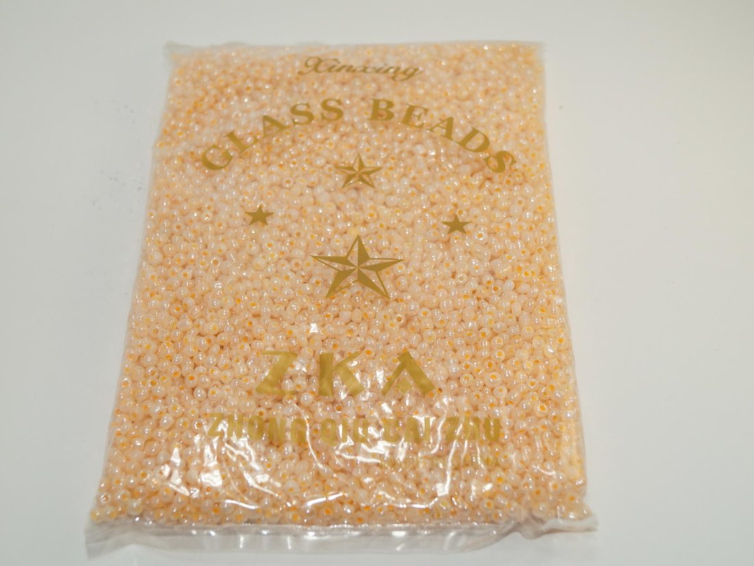 Бісер великий,Китайський. 450г. Кремовий - Кристалік