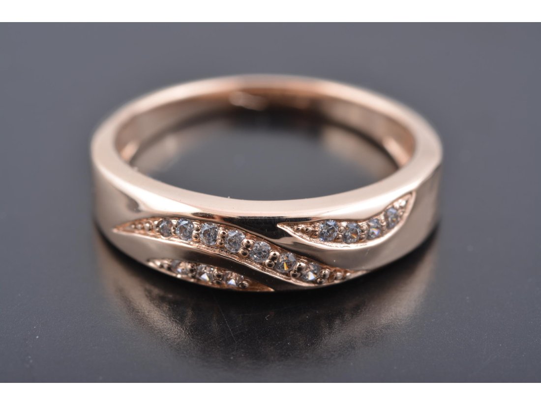 Обручка з камінням - Багира