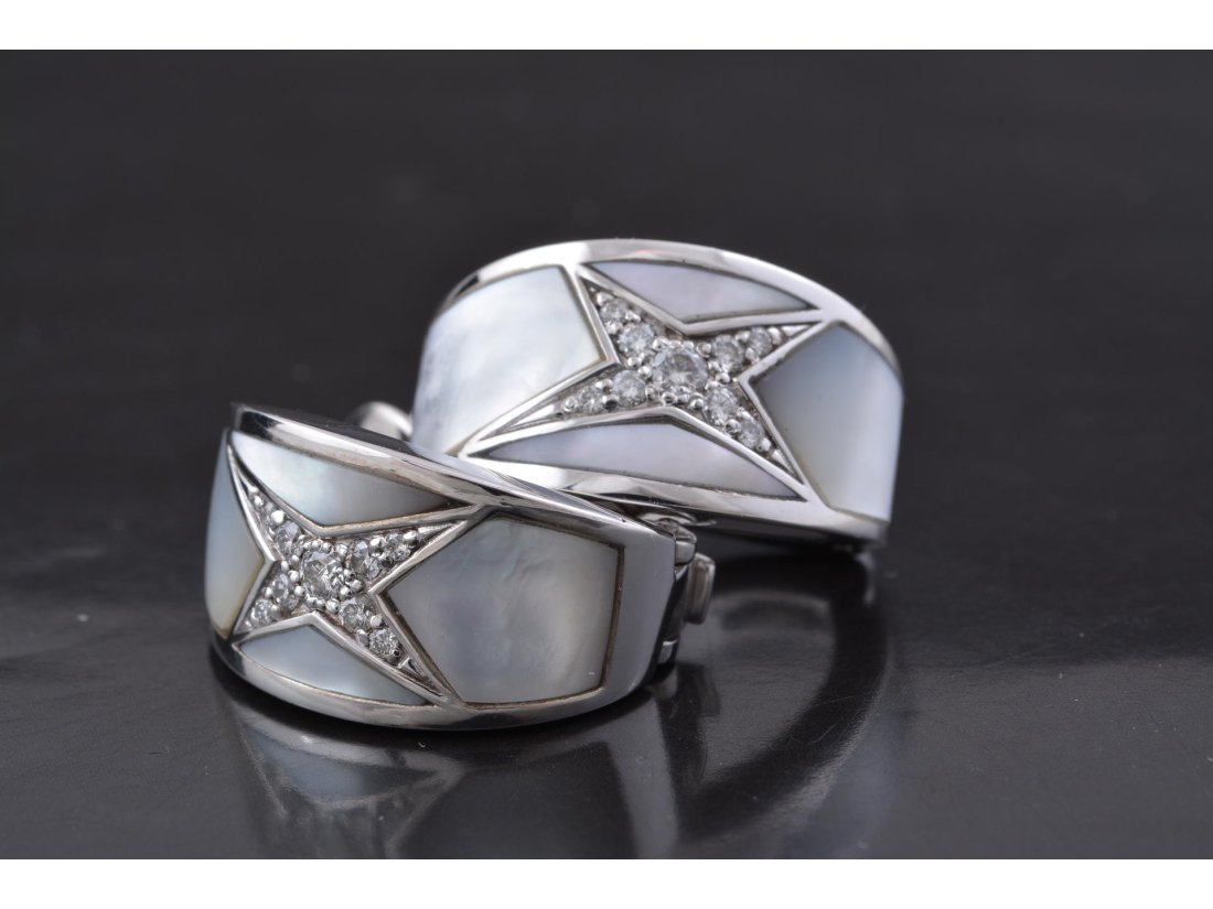 Сережки з діамантами та перламутром