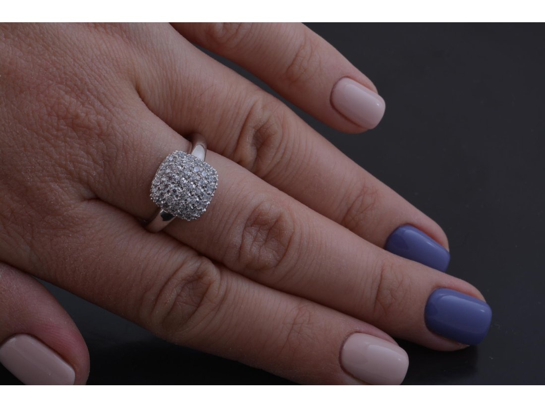 Жіноча каблучка з цирконієм "Подушка"