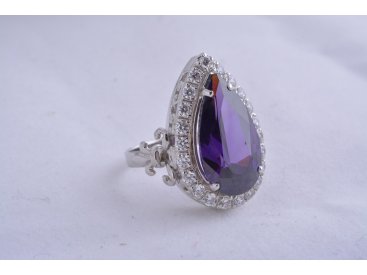 Жіноча каблучка - Купити