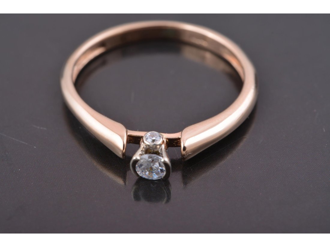 Жіноча каблучка