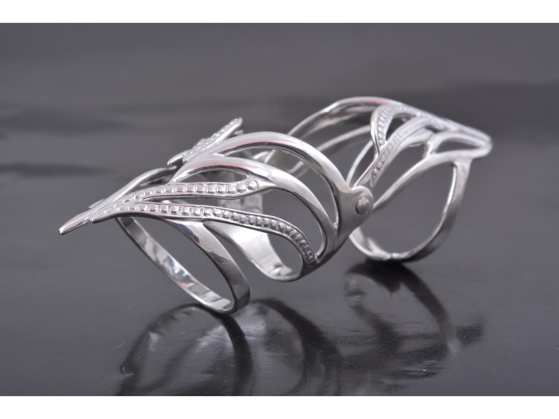 Жіноча каблучка на дві фаланги