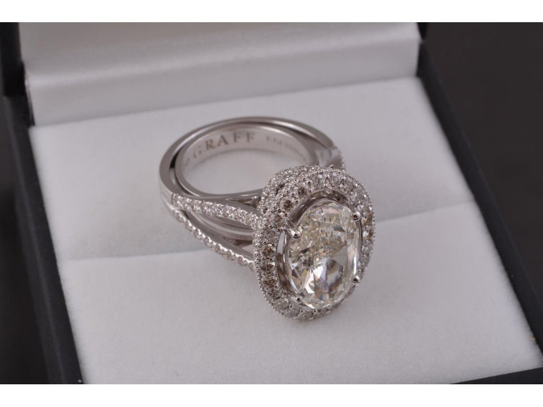 Ексклюзивна фамільна каблучка з діамантами