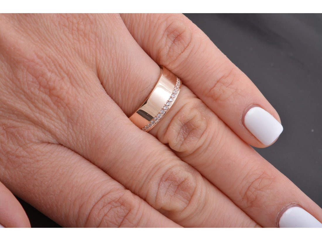 Каблучка під обручку з камінням - Купити