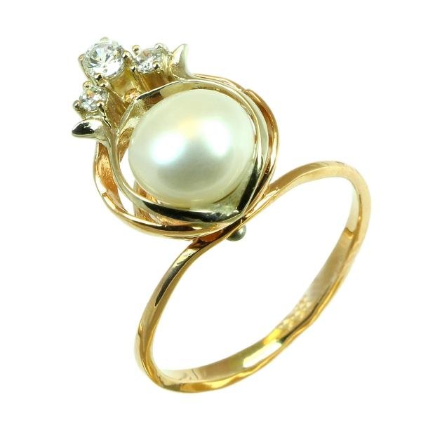 Жіноча каблучка з перлами