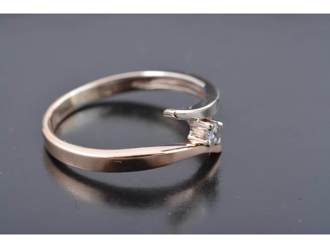 Жіноча каблучка - Купити