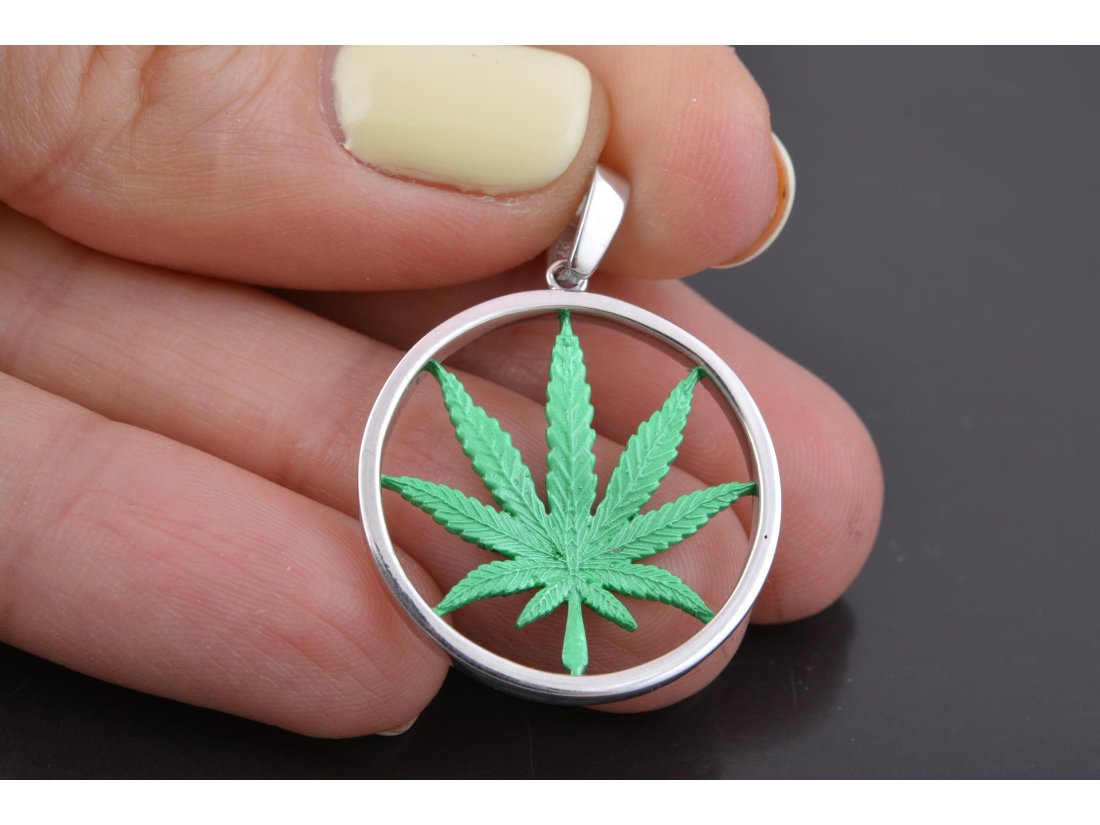 Підвіс "Конопля" у сріблі з керамічним покриттям - Багира