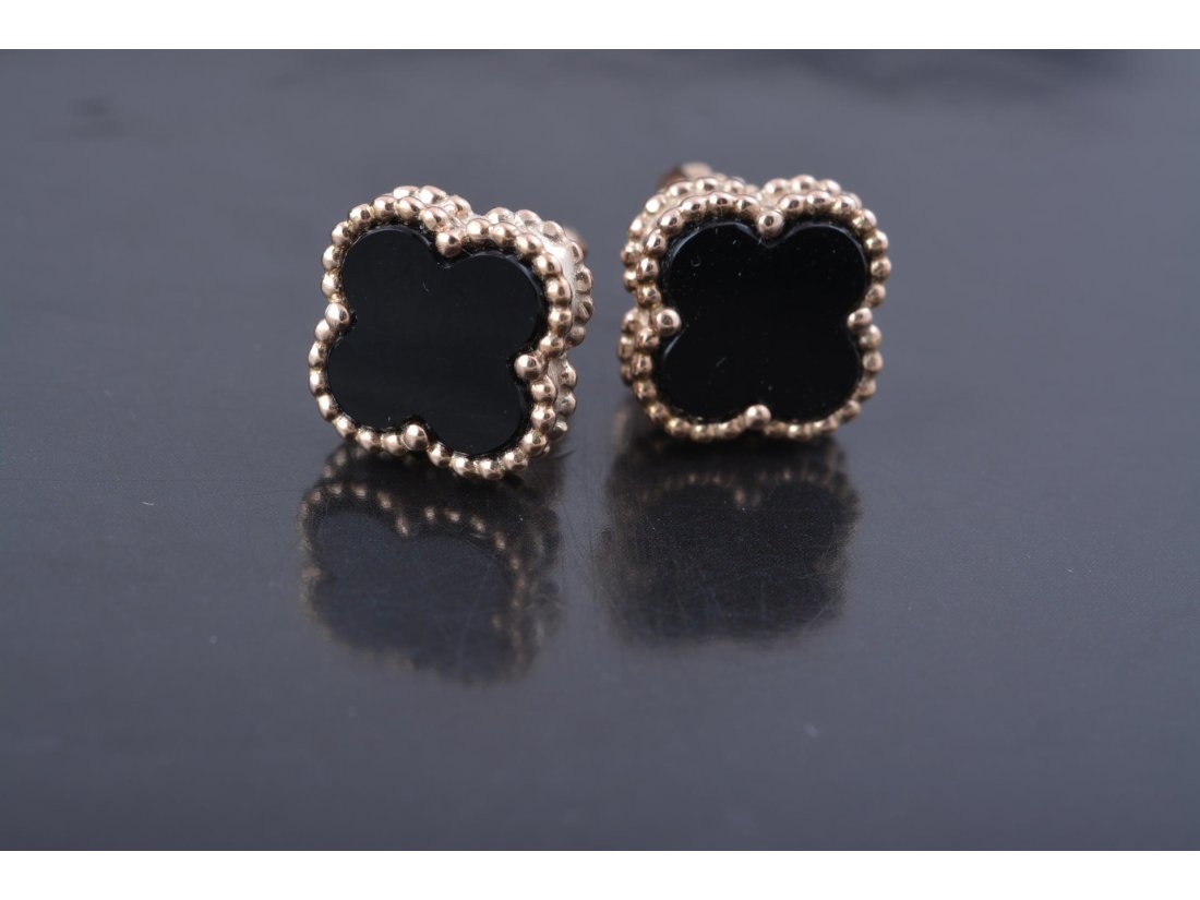 Сережки у стилі Van Cleef