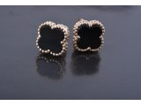 Сережки у стилі Van Cleef