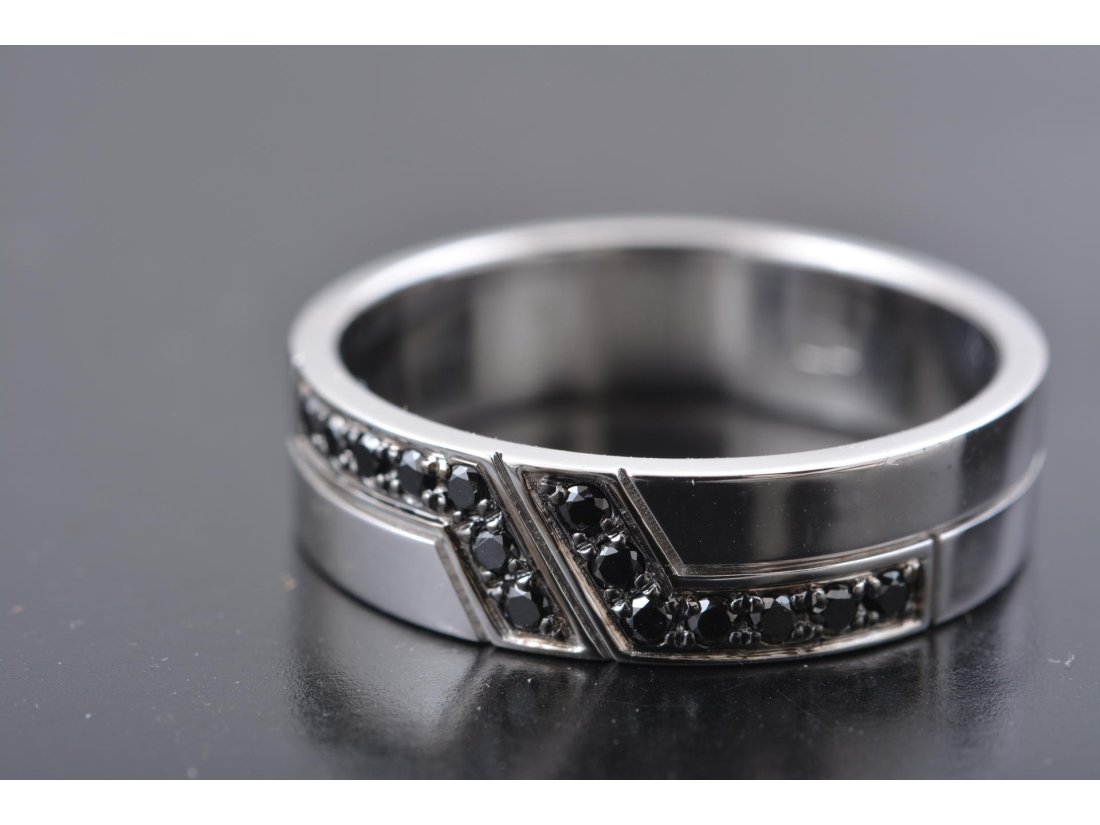 Обручки з діамантами та сапфірами - Багира