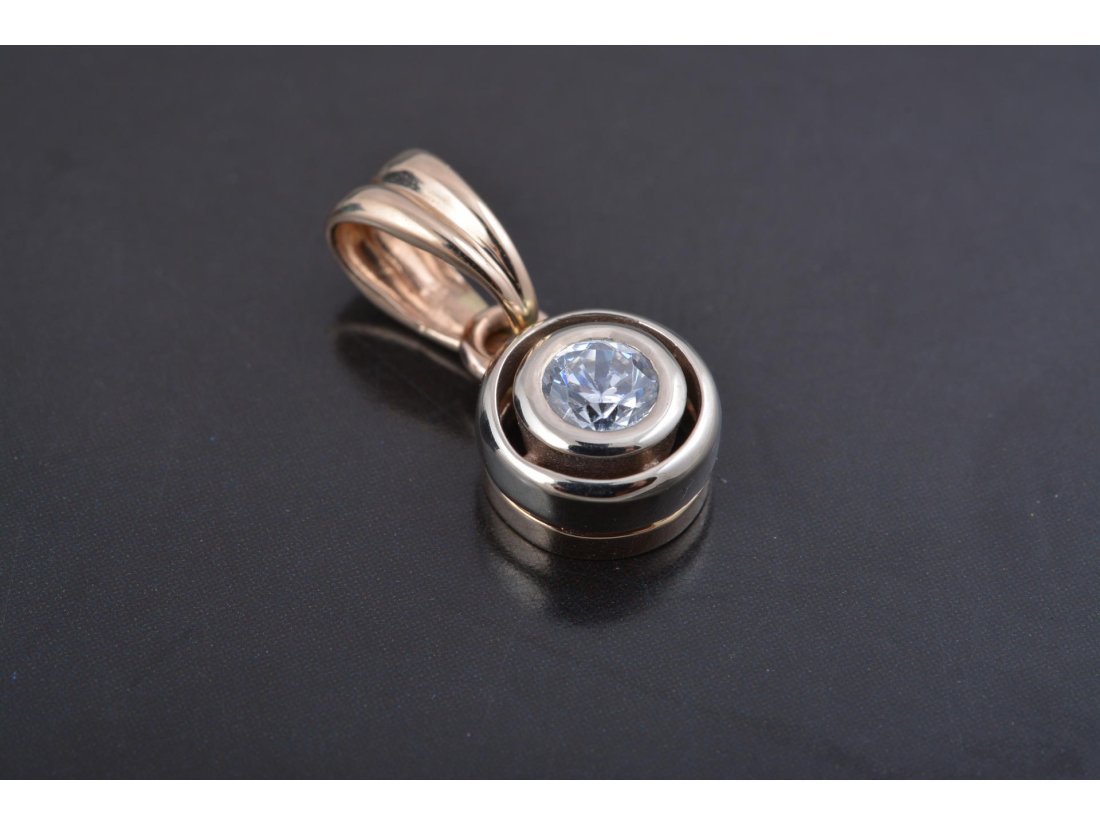 Підвіс з одним каменем