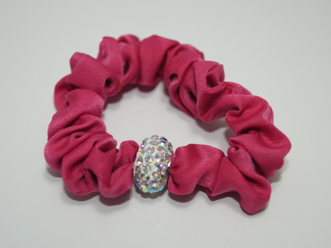 Резинки для волосся.