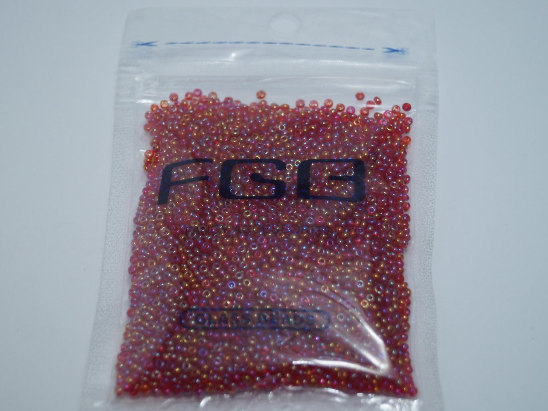 Бісер дрібний каліброванний. - Кристалік