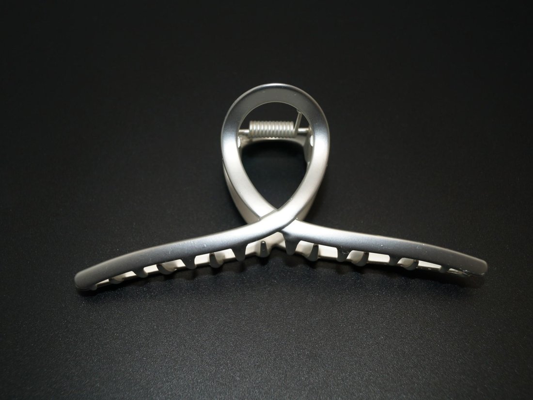 Краби для волосся металеві.