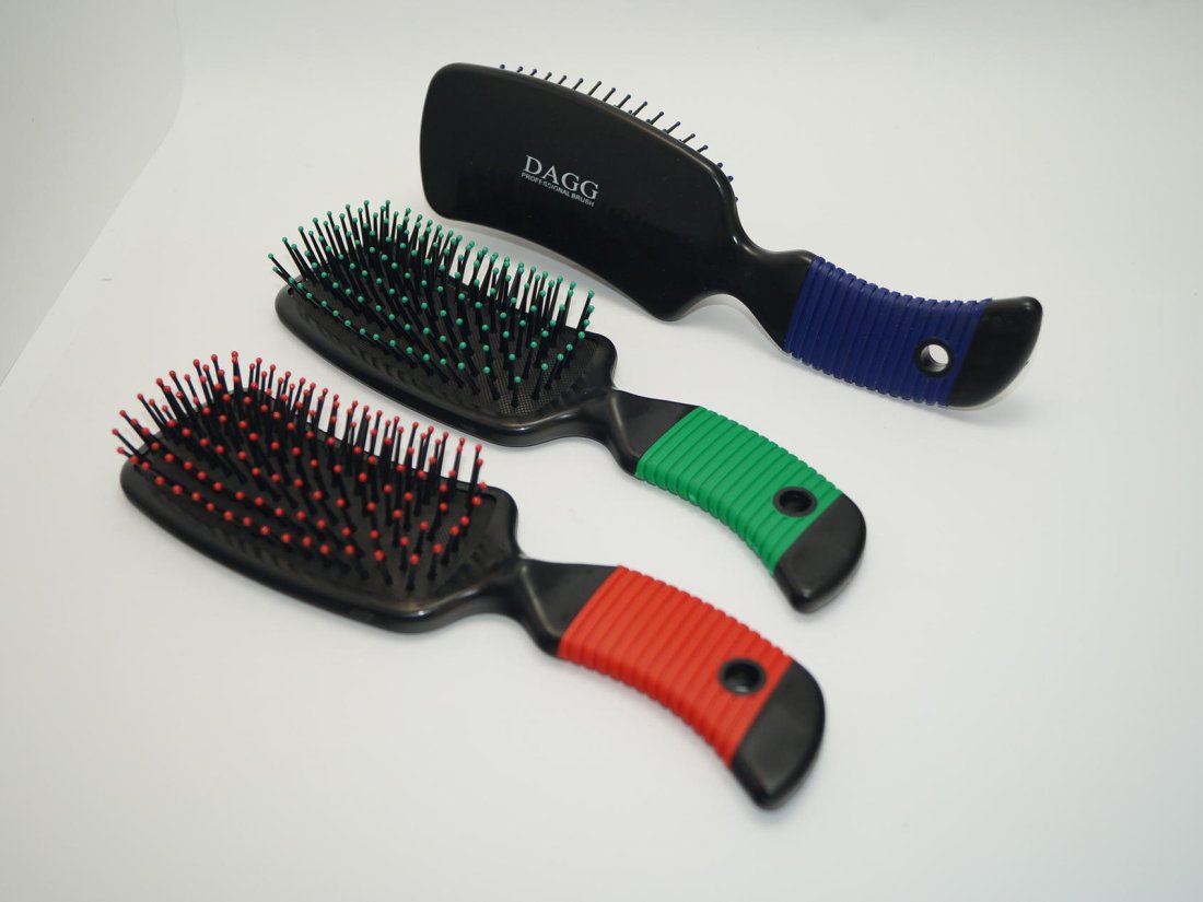 Щётка массажная для волос "DAGG" 8585