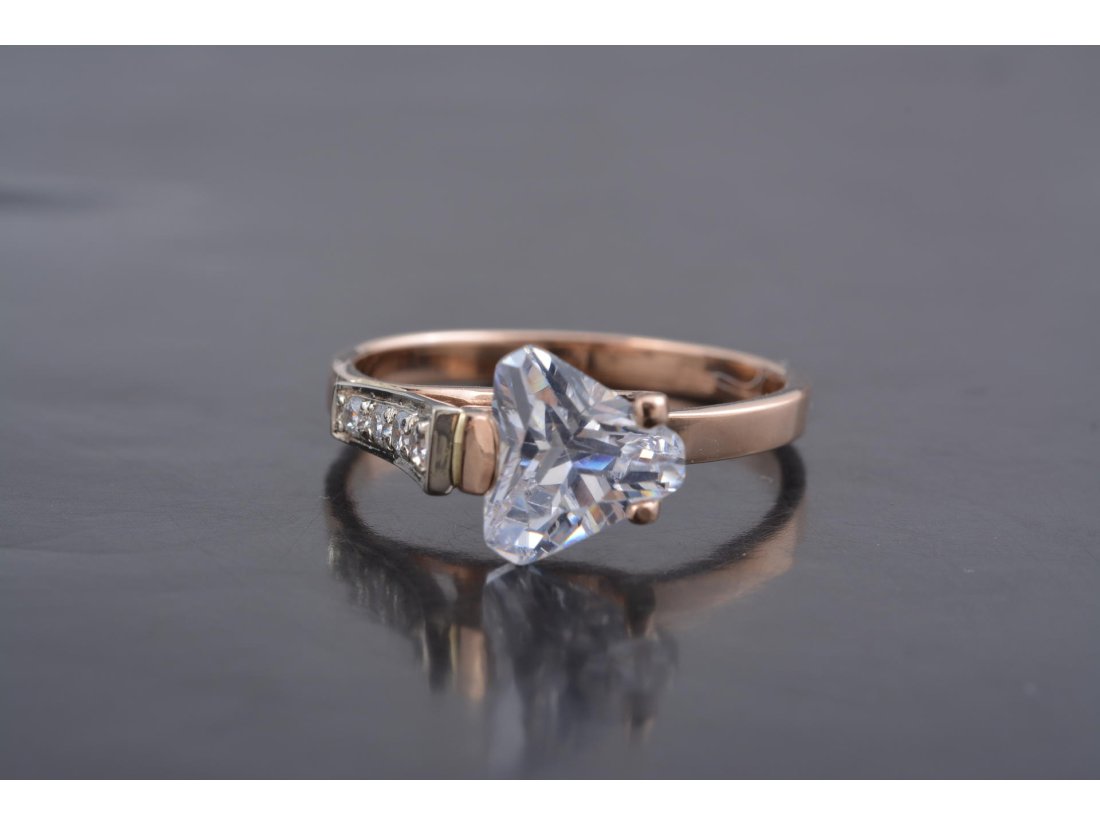 Каблучка жіноча