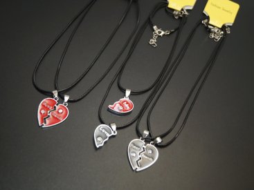 Кулоны. - Купити