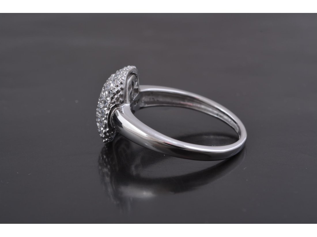 Жіноча каблучка з цирконієм "Подушка" - Купити