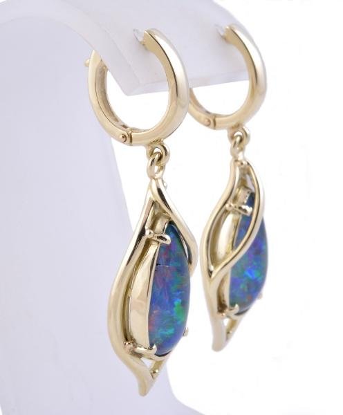 Золотий гарнітур з опалами - Фото2 Золотий гарнітур з опалами - Багира