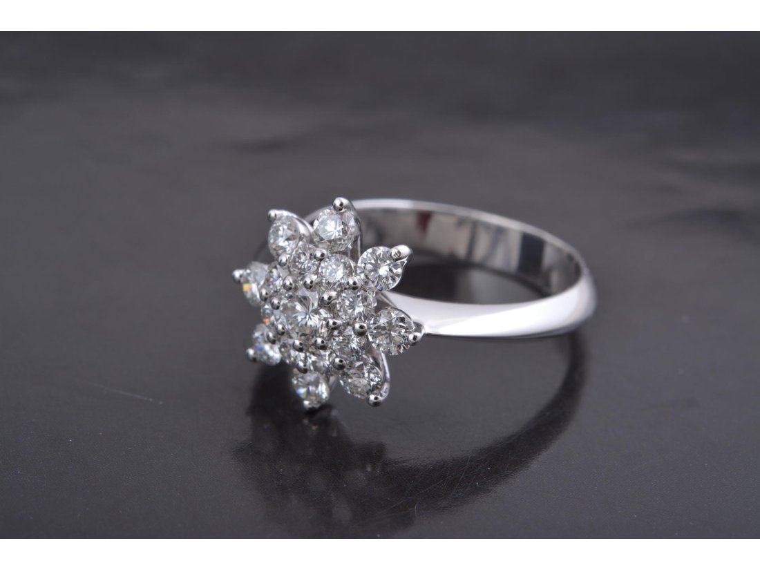 Каблучка з діамантами "Сніжинка" - Багира