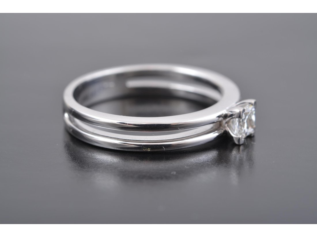 Каблучка з діамантом - Багира