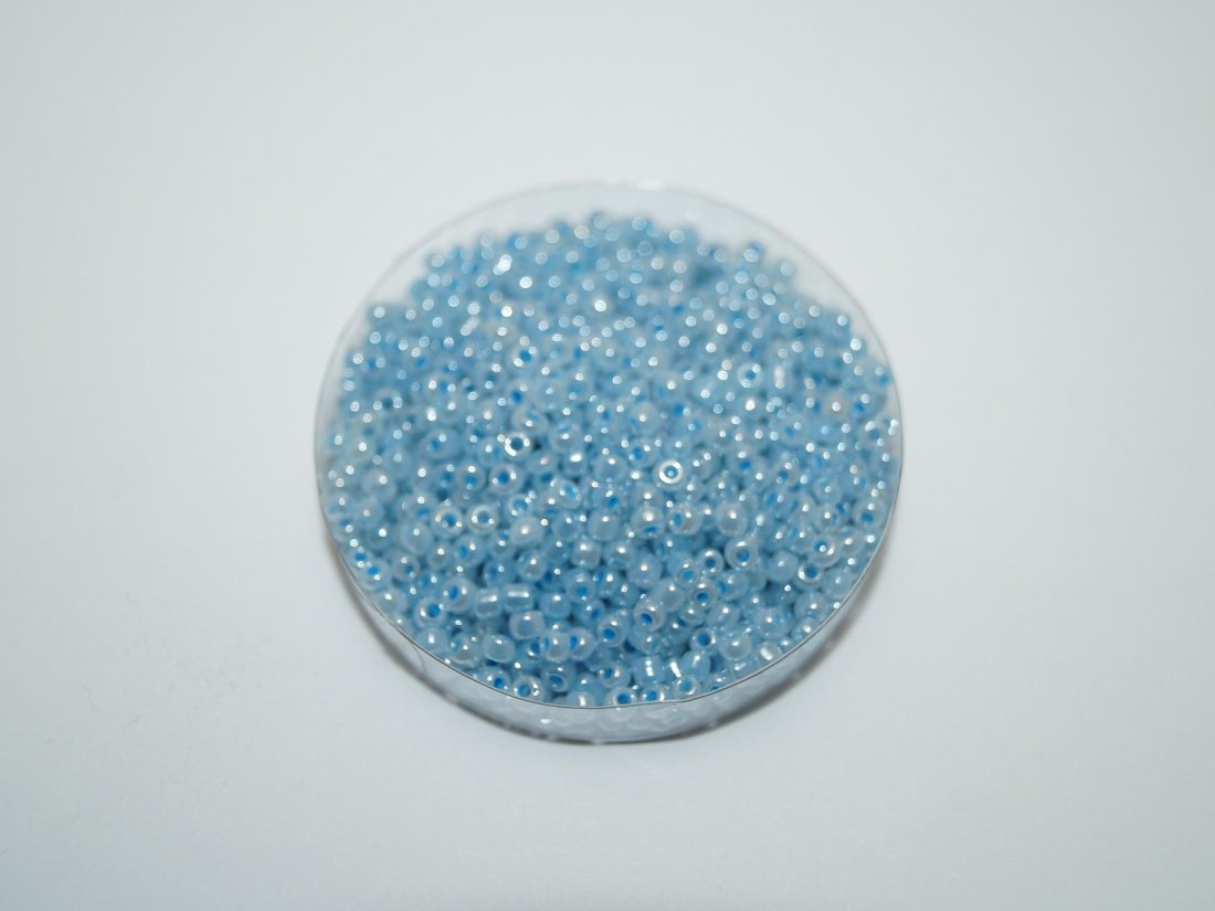 Бісер Дрібний Китайський. 450 г. №12/143 Блакитний.
