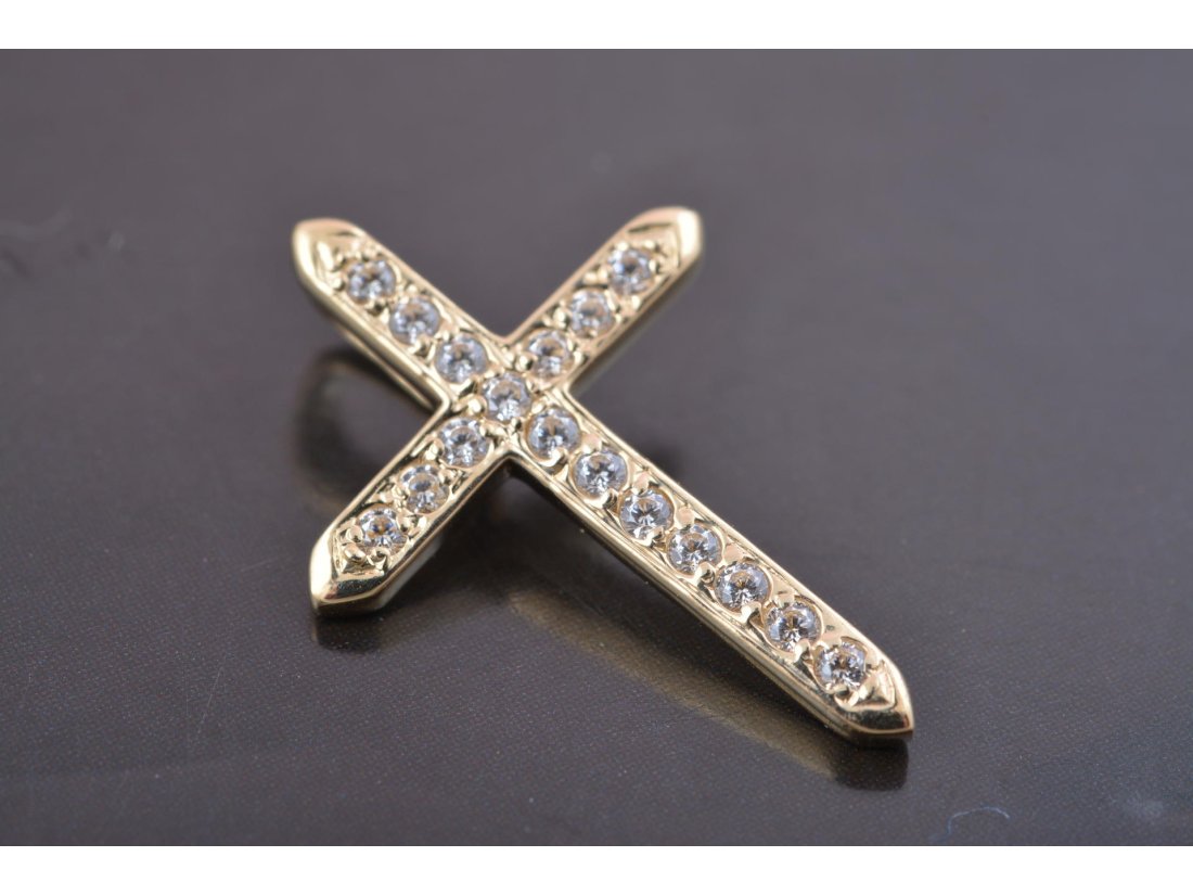 Хрестик із цирконієм - Купити
