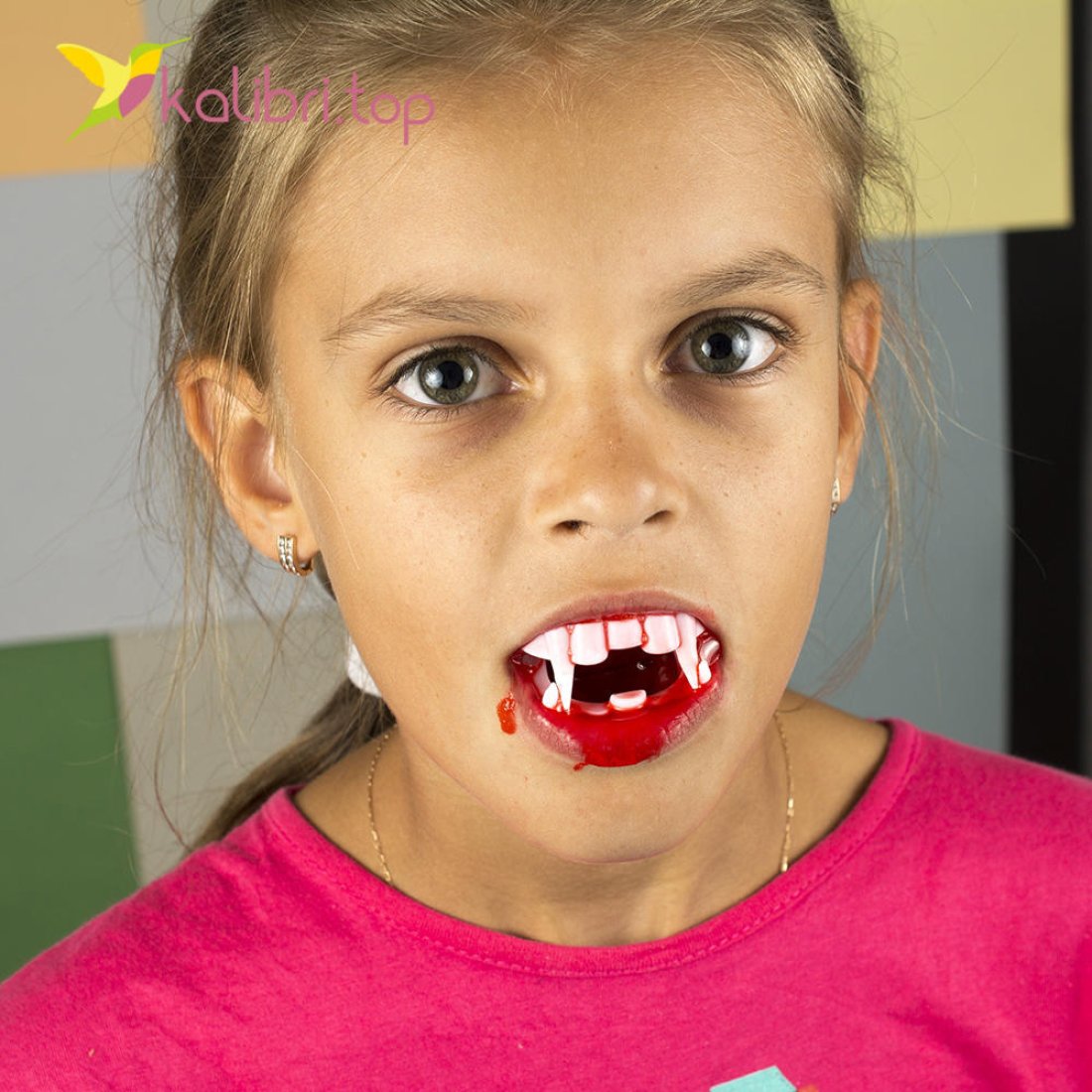 Зубы вампира с кровью на хэллоуин оптом фото 02