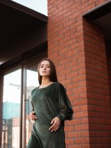 Сукня з велюру зеленого кольору 270300-3 - Купити