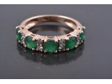 Каблучка зі смарагдами та діамантами