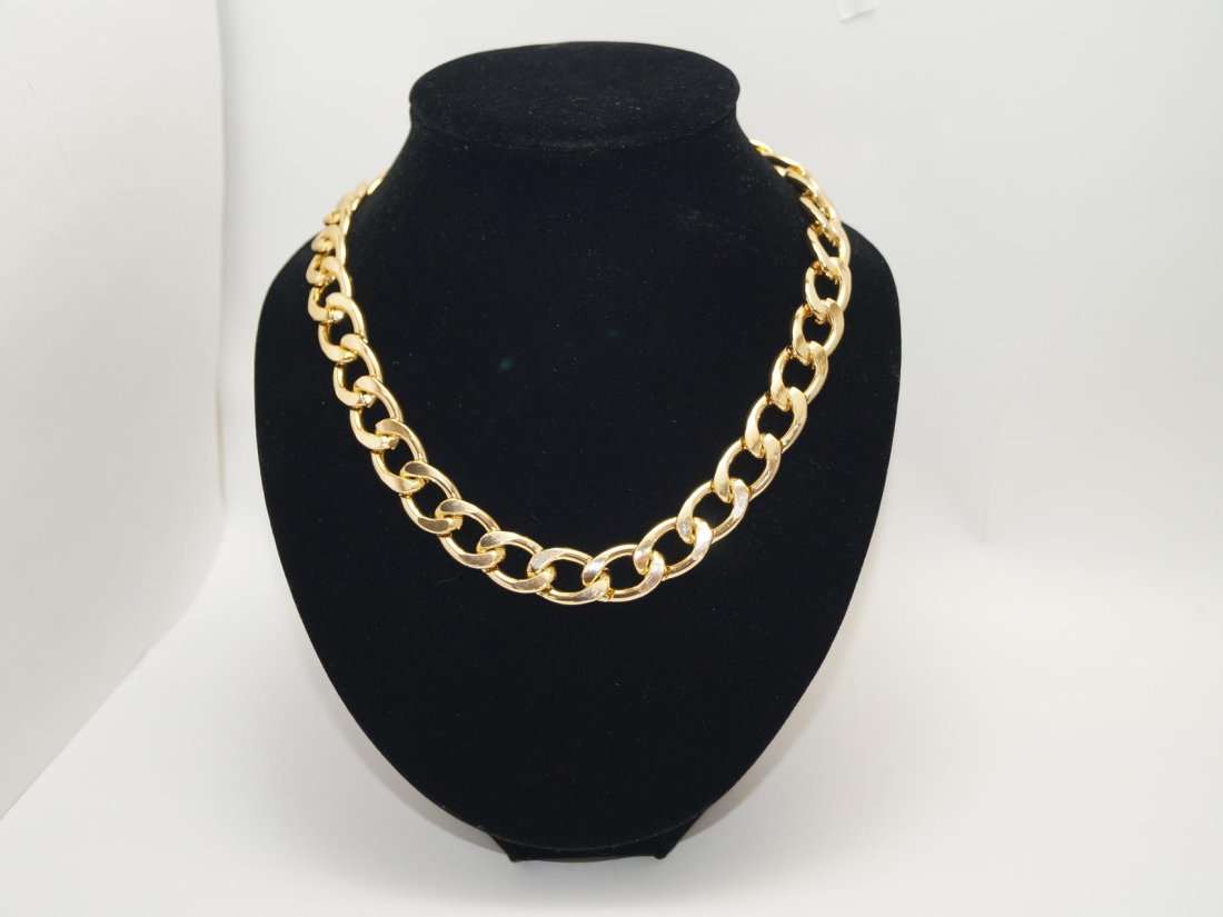 Ланцюжок на шию