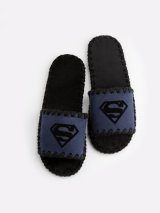 Открытые мужские тапочки для дома с эмблемой Supermen синего цвета. Family Story Фото -3