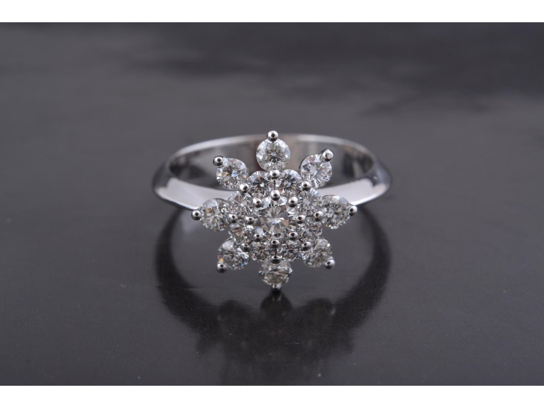 Каблучка з діамантами "Сніжинка"