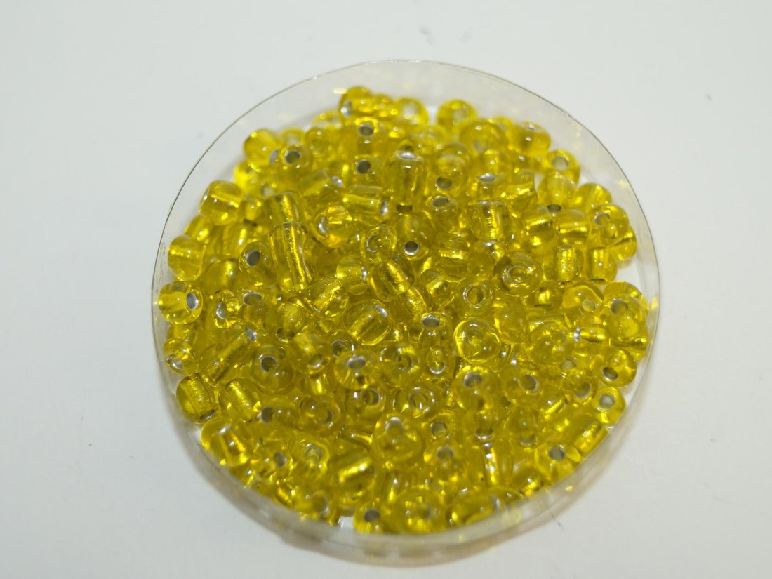 Бисер Крупный,Китайский.