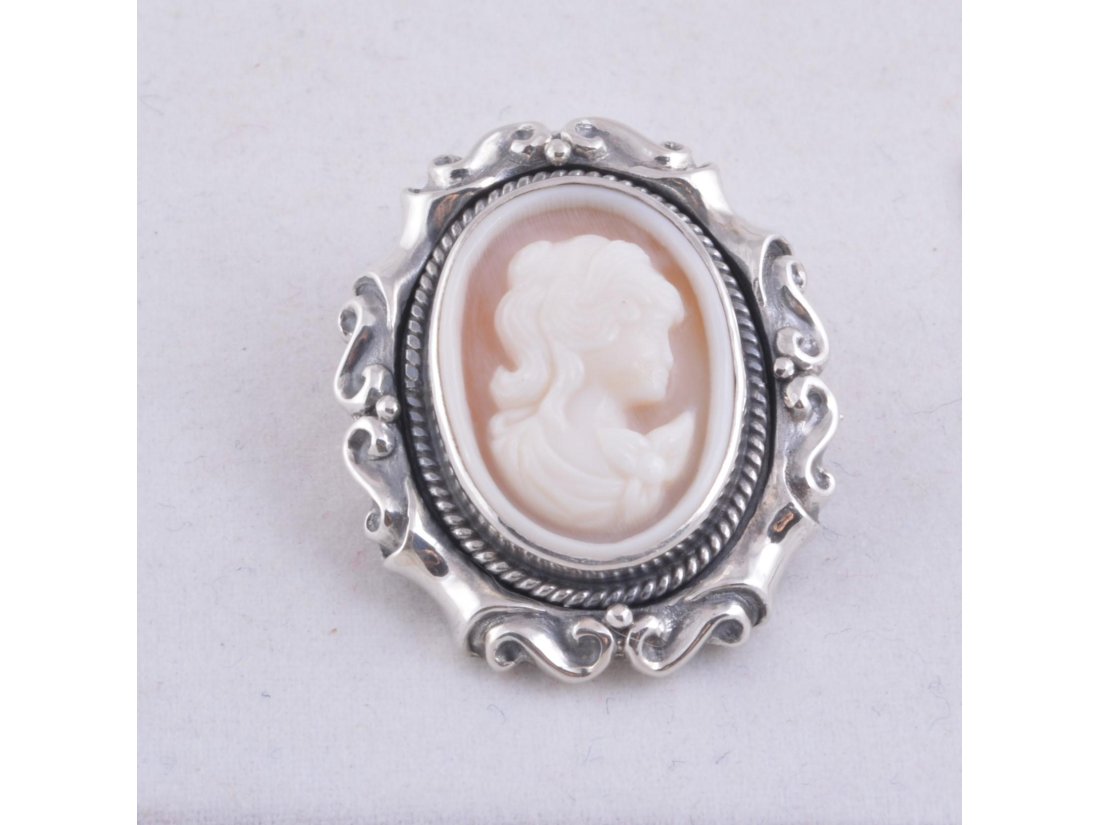 Підвіс "Камея" перламутр - Фото1 Підвіс "Камея" перламутр