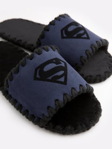 Открытые мужские тапочки для дома с эмблемой Supermen синего цвета. Family Story Фото -1