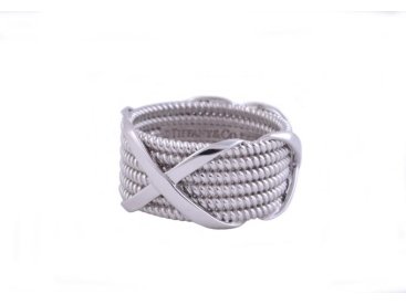 Каблучка в стилі Tiffany & Co - Фото Каблучка в стилі Tiffany & Co - Купити