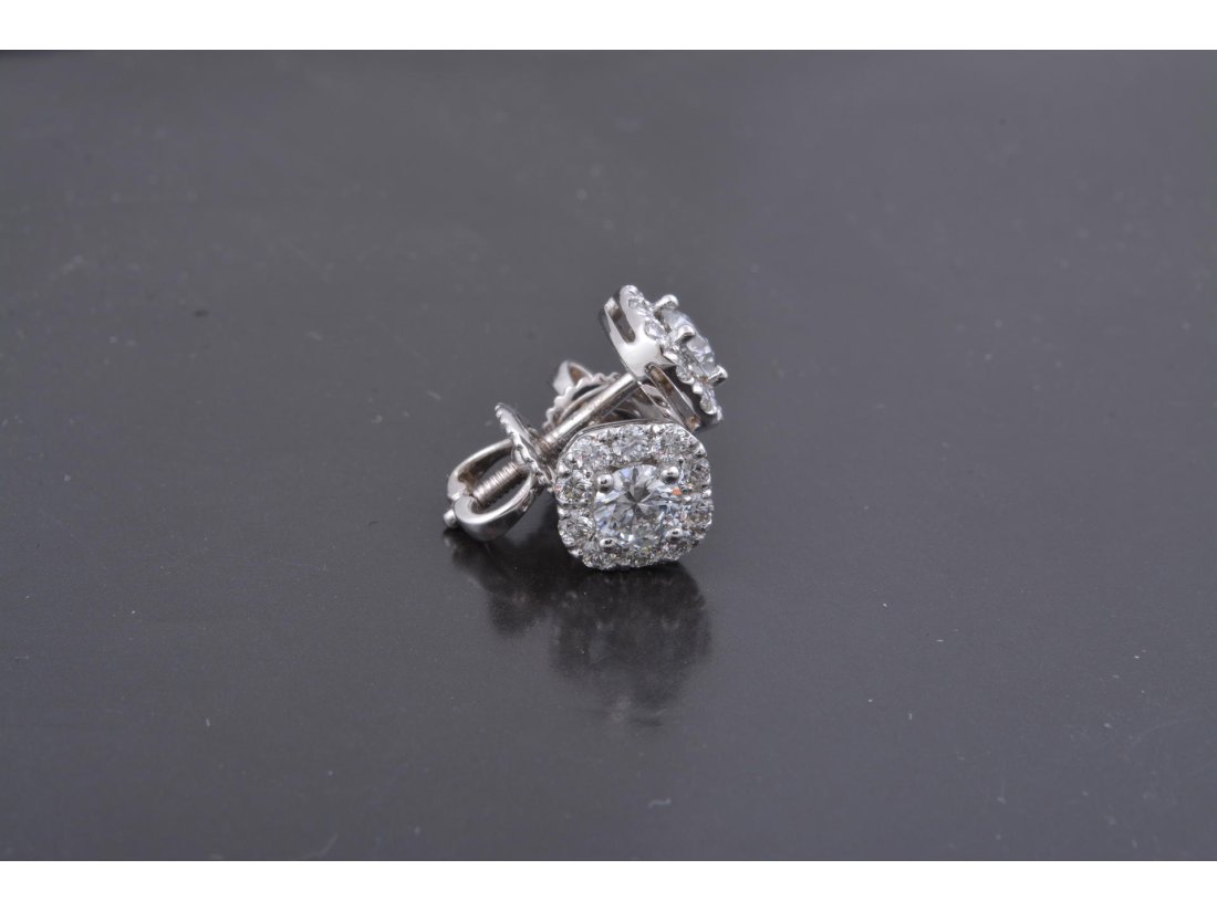 Сережки-пусети