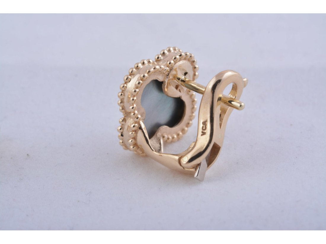 Сережки з чорним перламутром у стилі Van Cleef - Купити