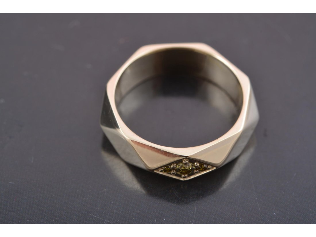 Каблучка з діамантами - Багира