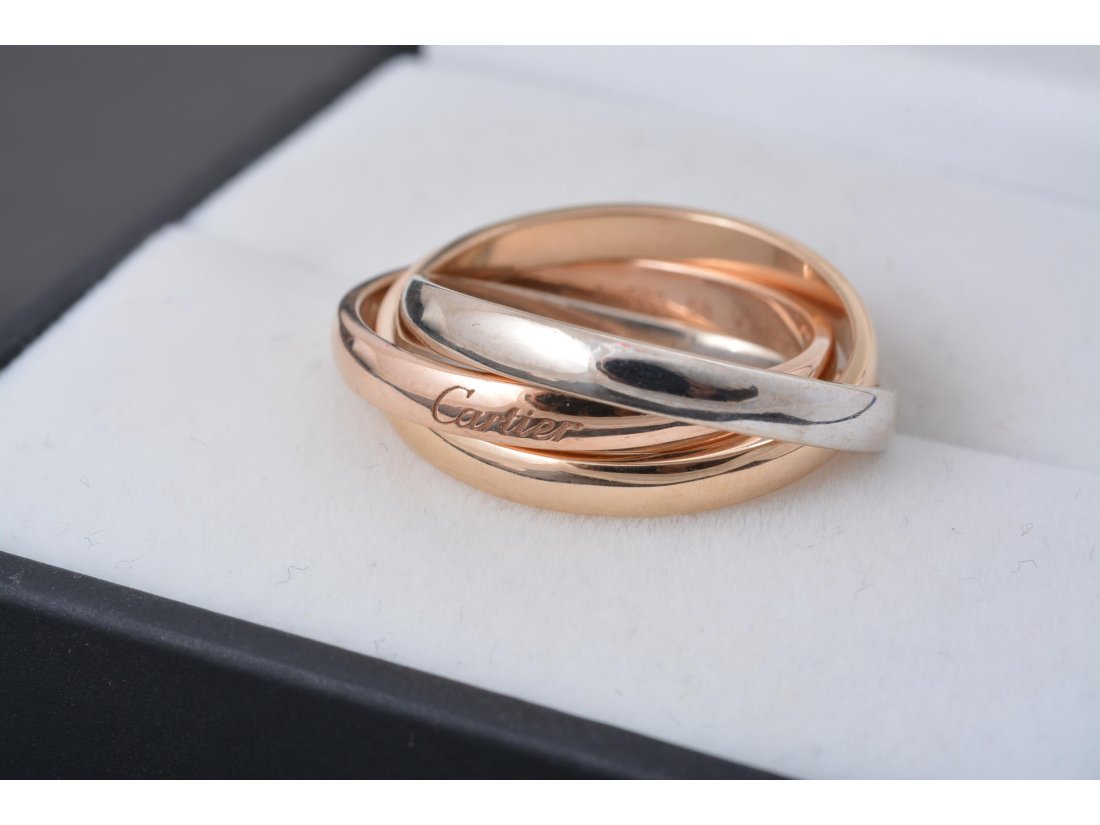 Жіноча каблучка-трійка - Купити