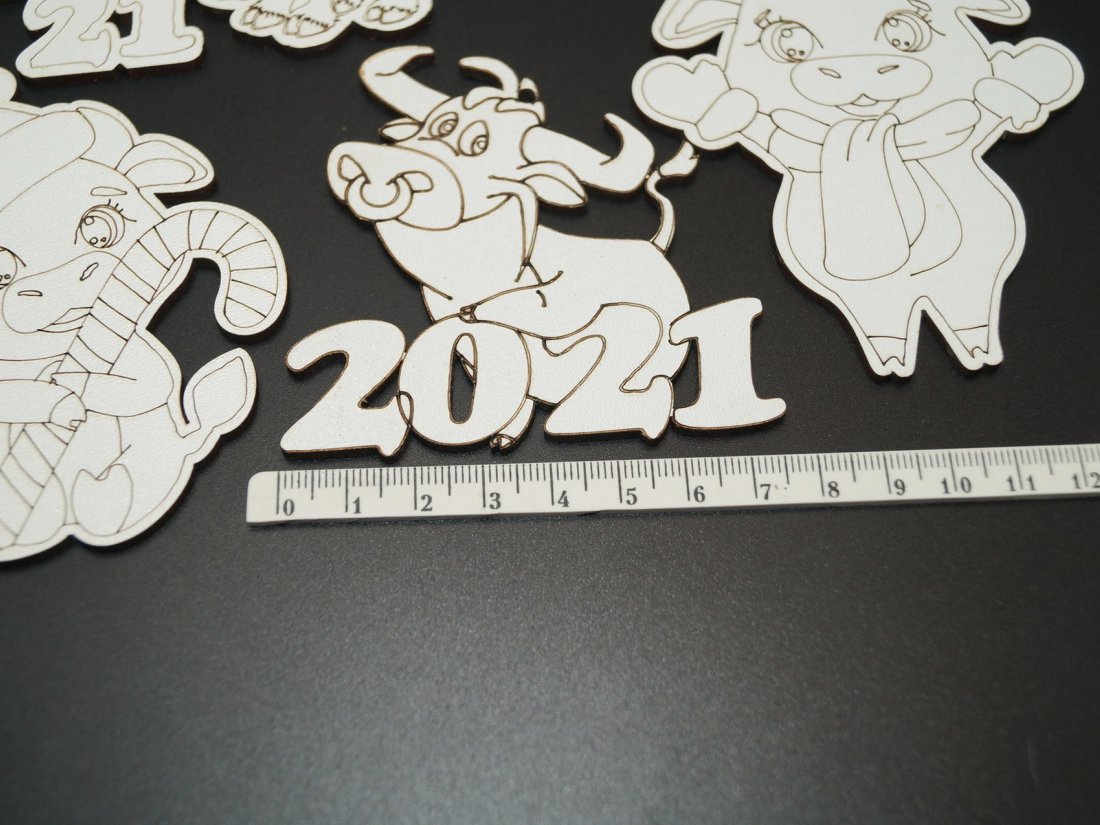 Ялинкові іграшки з дерева - Кристалік