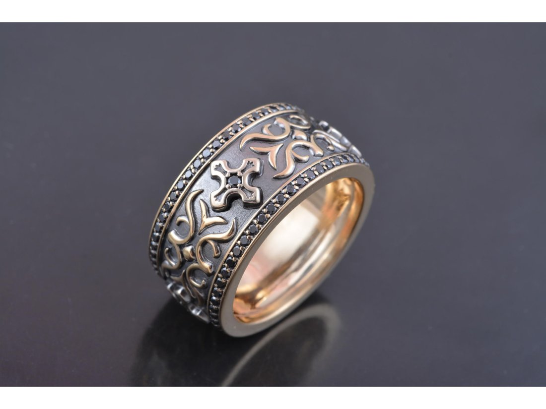 Чоловічий перстень з чорними діамантами